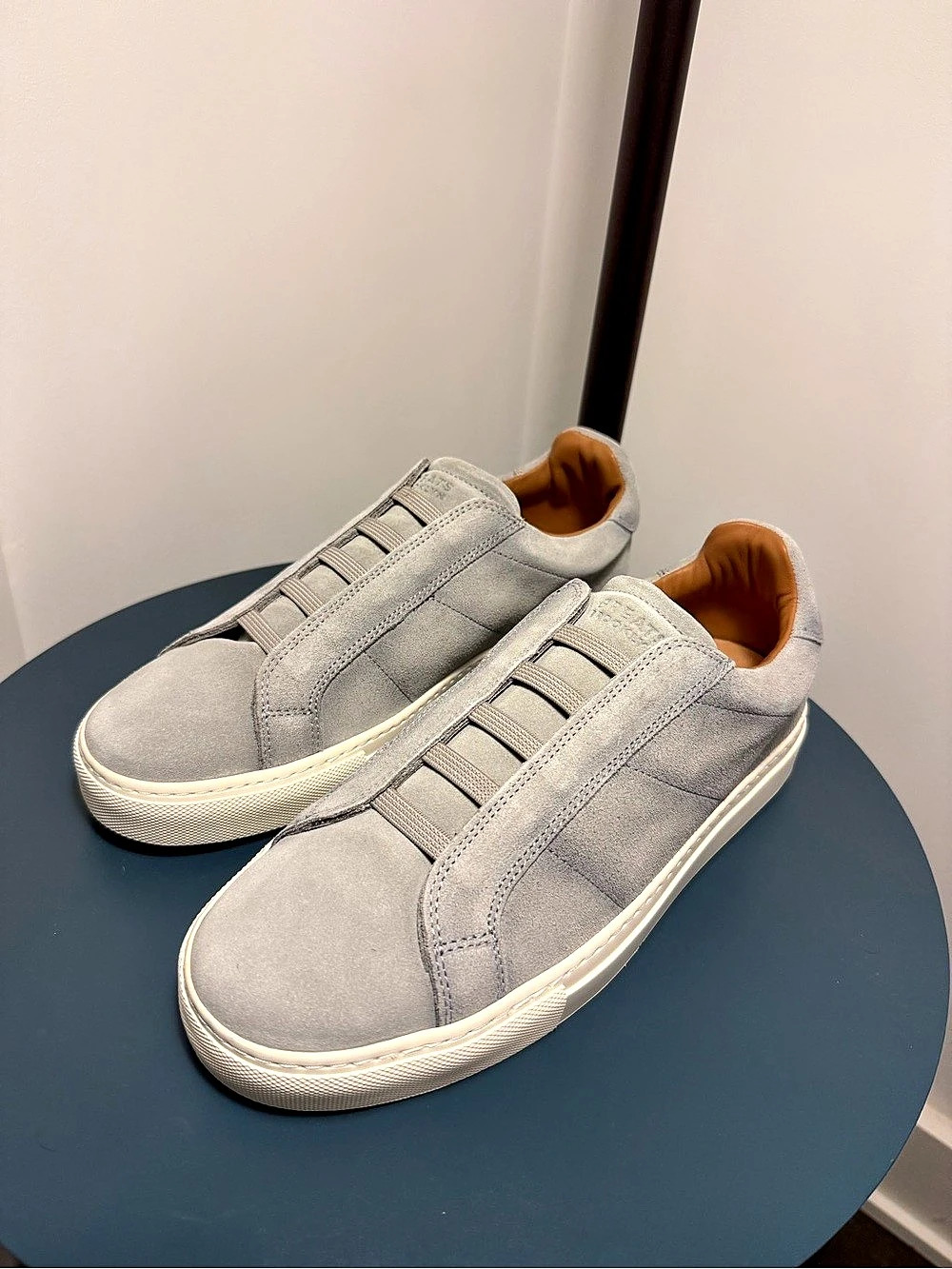 GREATS Royale Slip On 2.0 Gray Sneakers US 7 M Like New